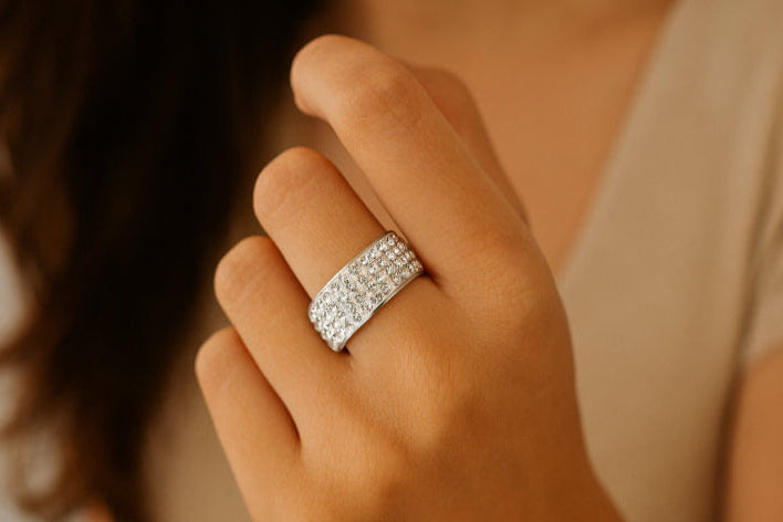 Bague vintage crystal main