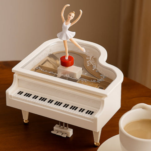 Boite à musique danseuse vintage piano blanc