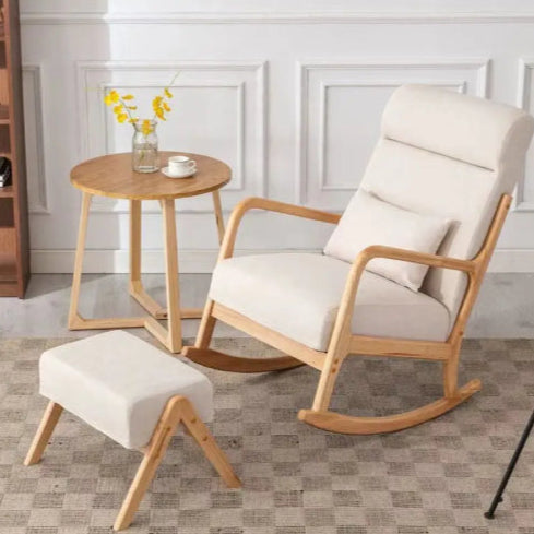 Chaise à bascule et pouf vintage tapis