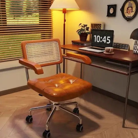 Chaise de bureau vintage lampe