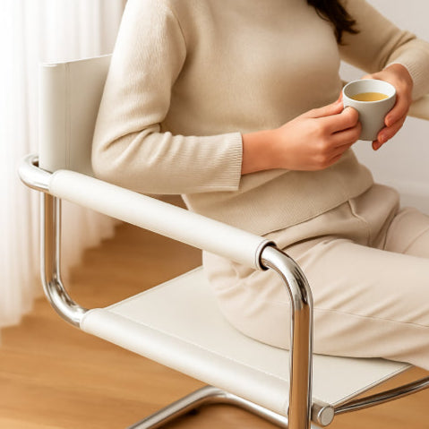 Chaise industriel salon vintage  femme