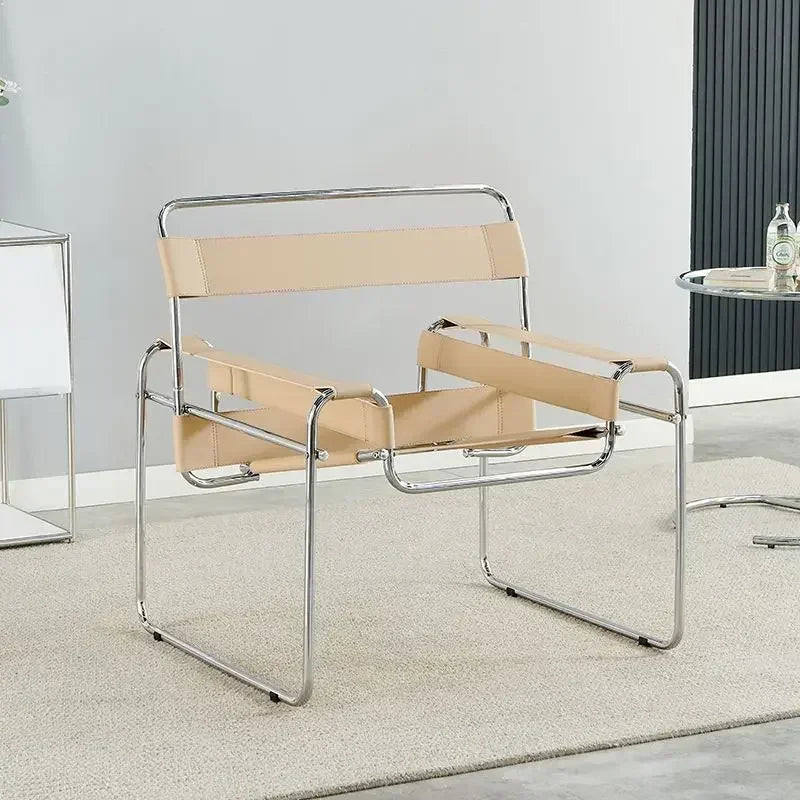 Chaise industrielle vintage beige