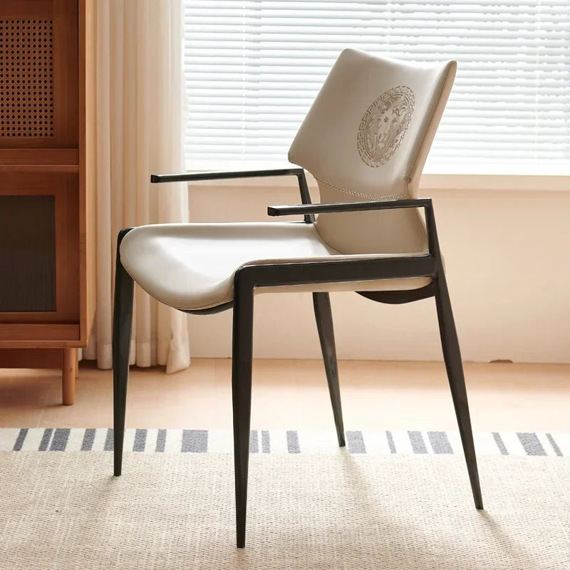 Chaise italienne vintage crème