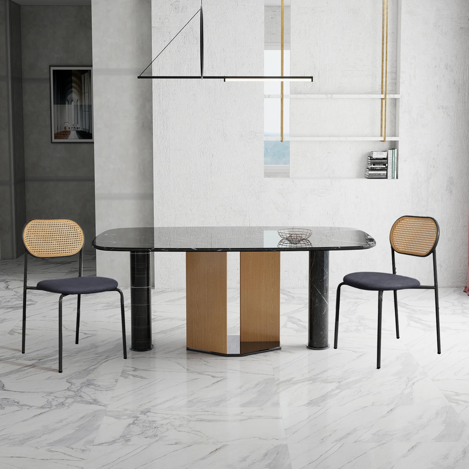 Chaise rétro rotin couloir