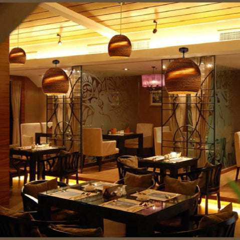 Chandelier vintage restaurant