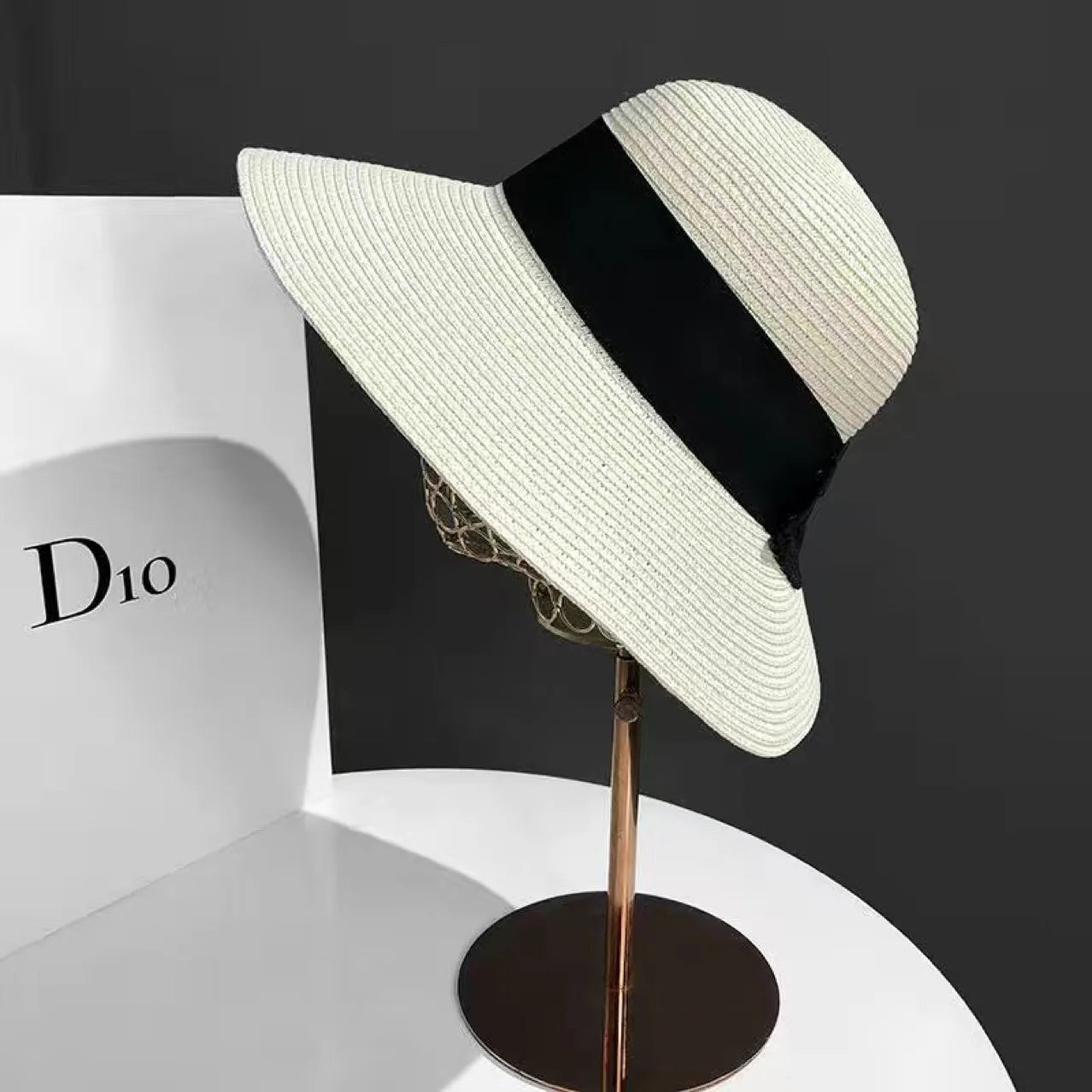 Chapeau femme vintage d'été blanc