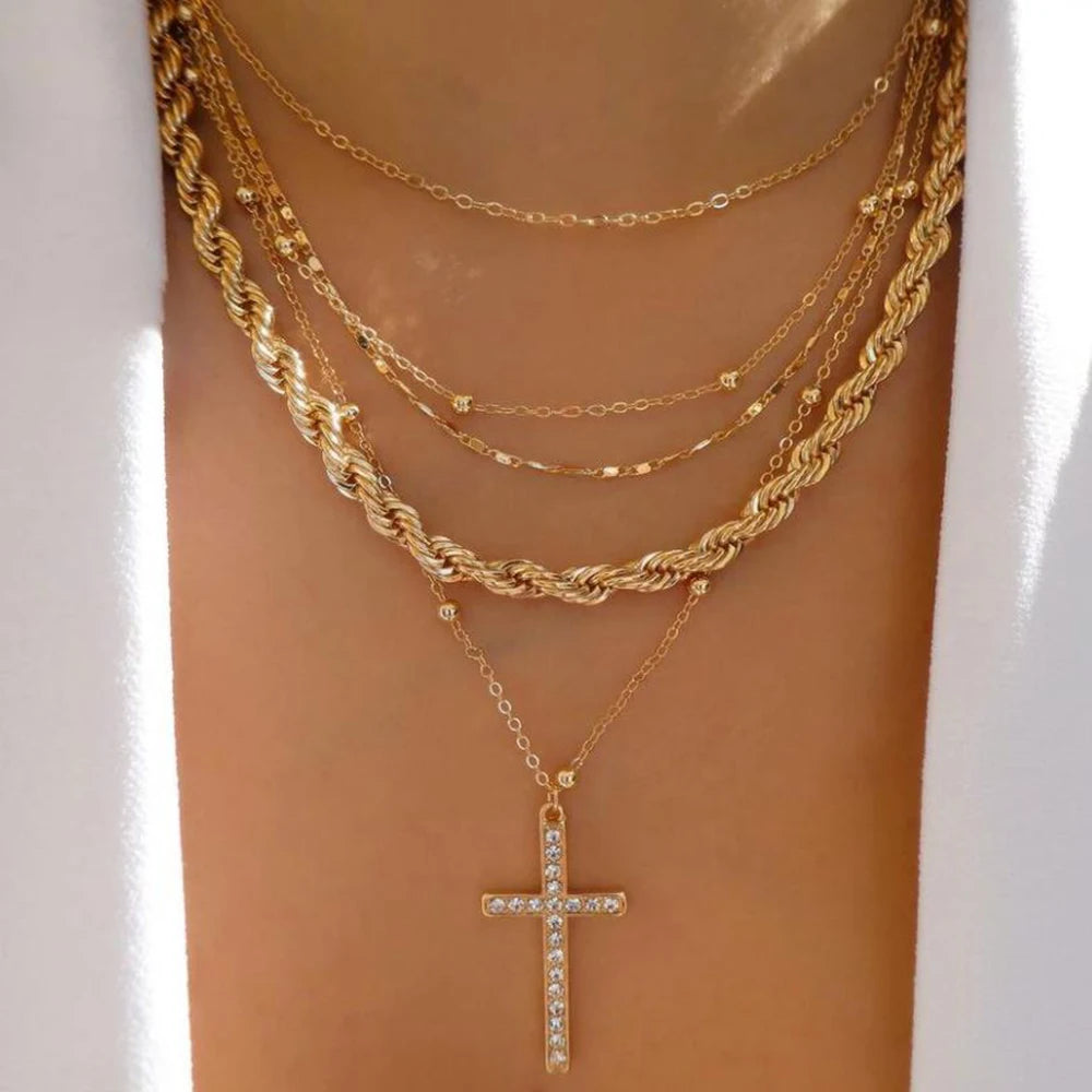 Collier vintage croix strass