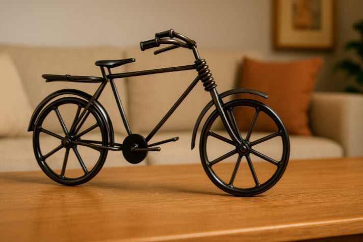 Figurine cycliste vintage salon