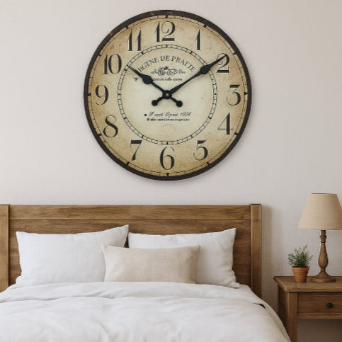 Horloge murale vintage lit