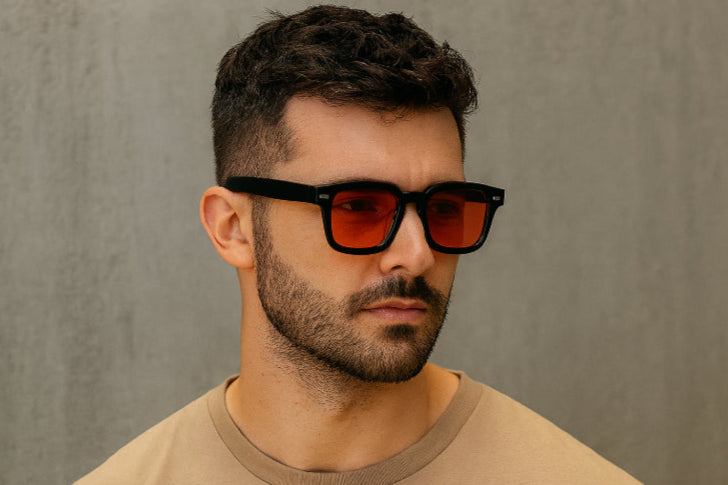 Lunette de soleil vintage fond gris