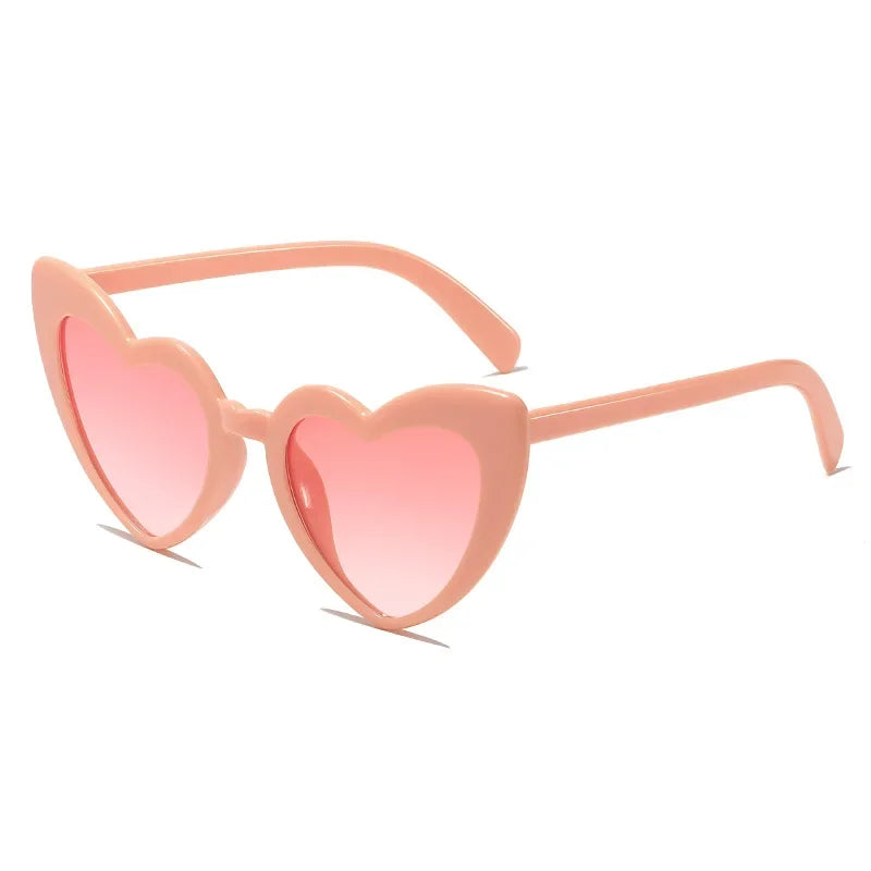 Lunettes vintage en coeur rose verre rose