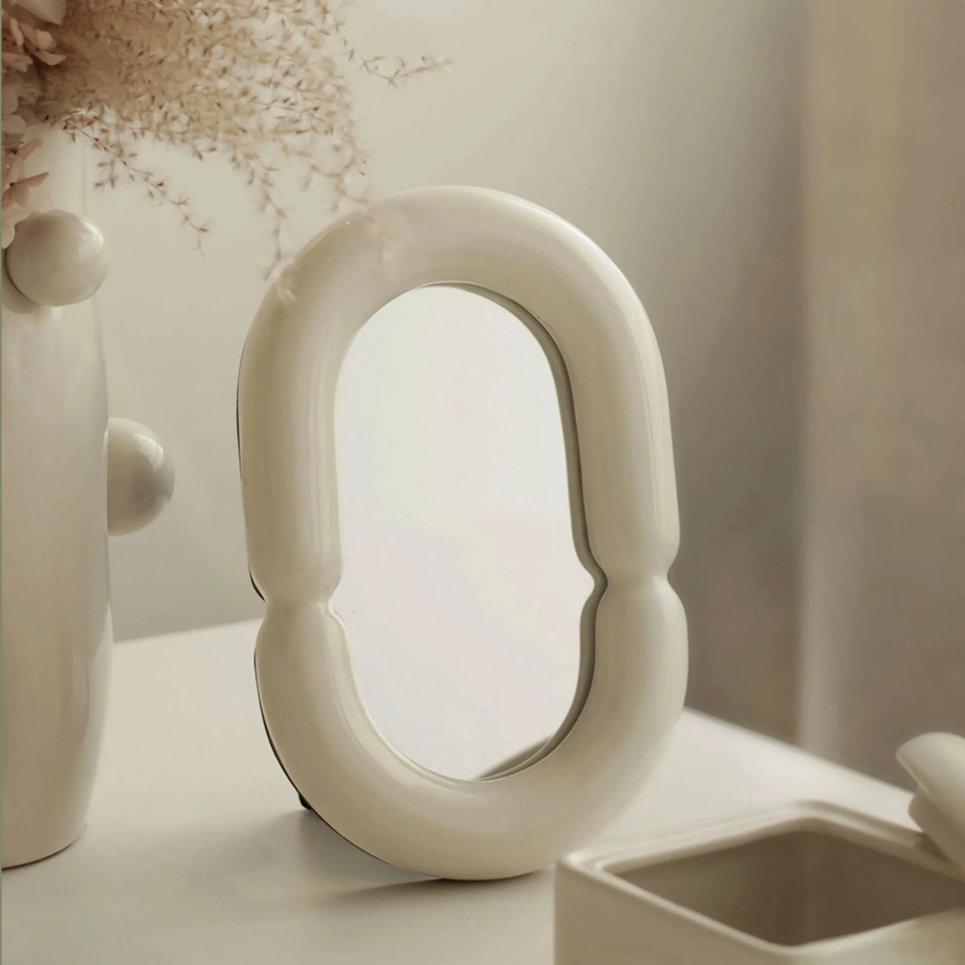 Miroir céramique vintage fond blanc