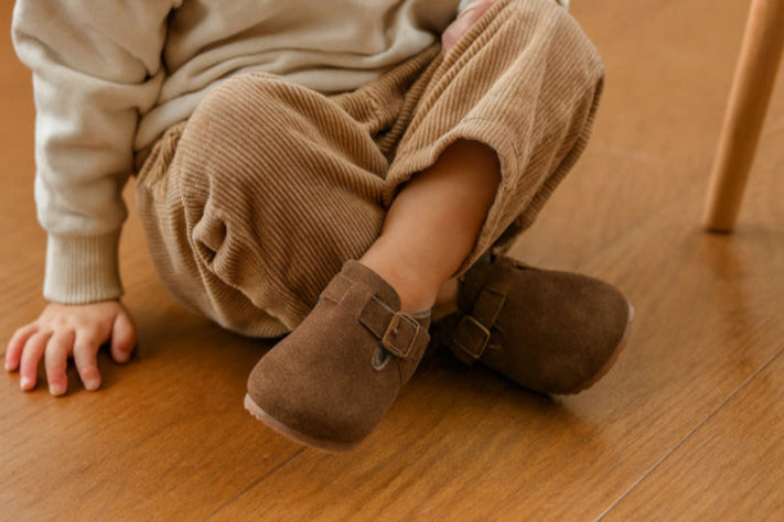 Mocassin antidérapant enfant parquet