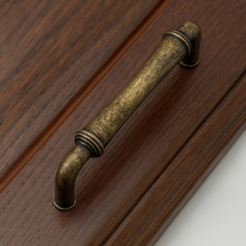 Poignée cuisine vintage bois