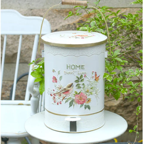 Poubelle rétro jardin