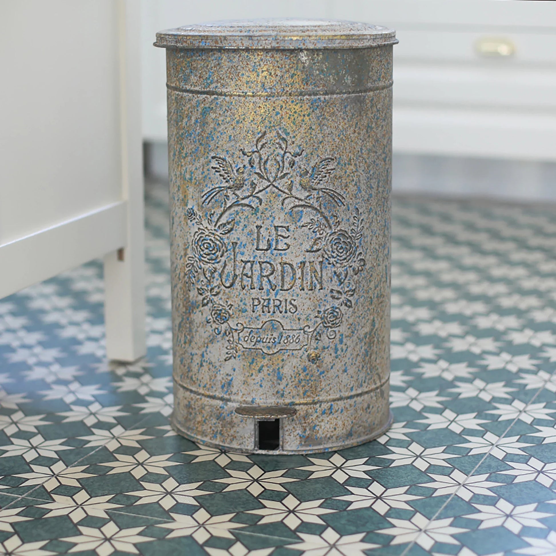 Poubelle vintage cuisine sol