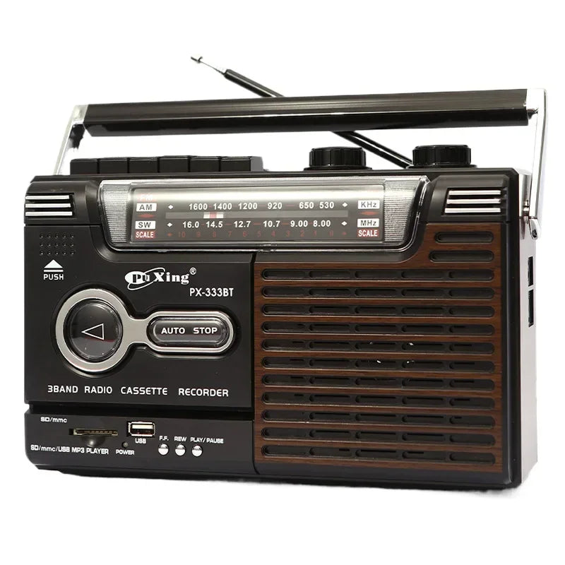 Radio cassette vintage fond blanc