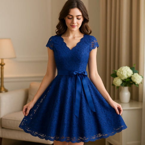 Robe année 50 dentelle bleu fleurs