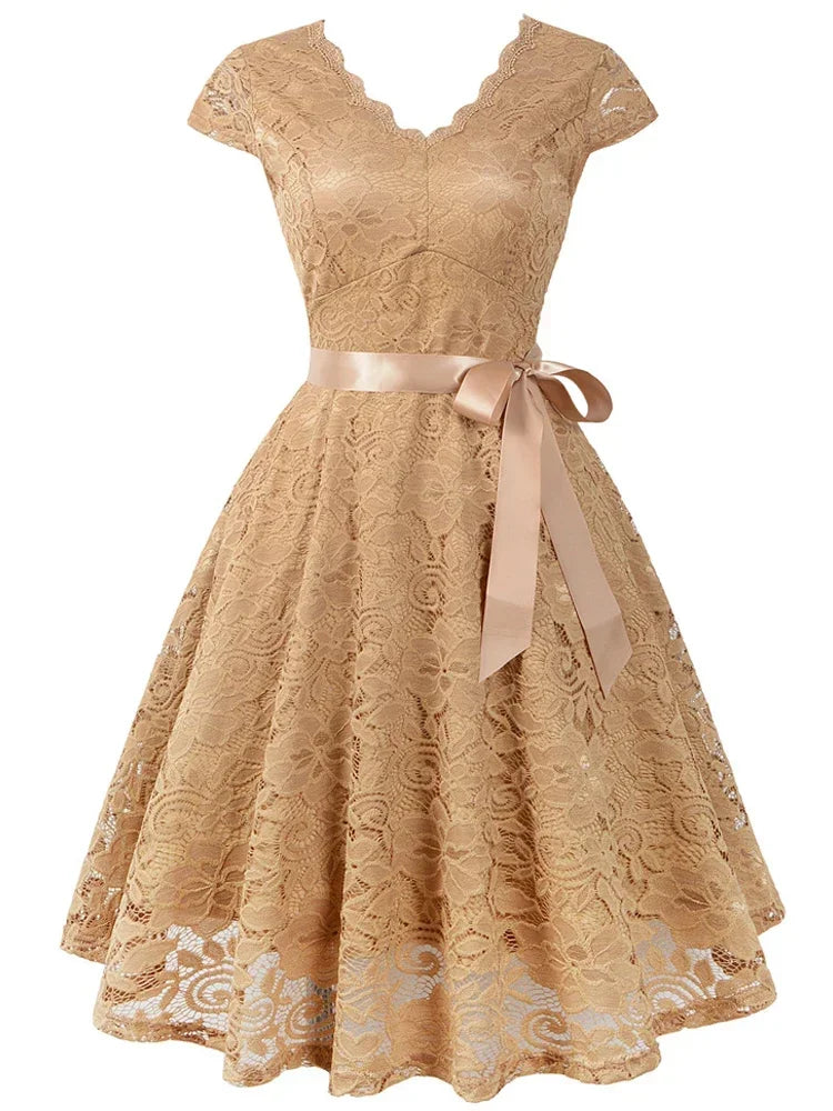 Robe année 50 dentelle café