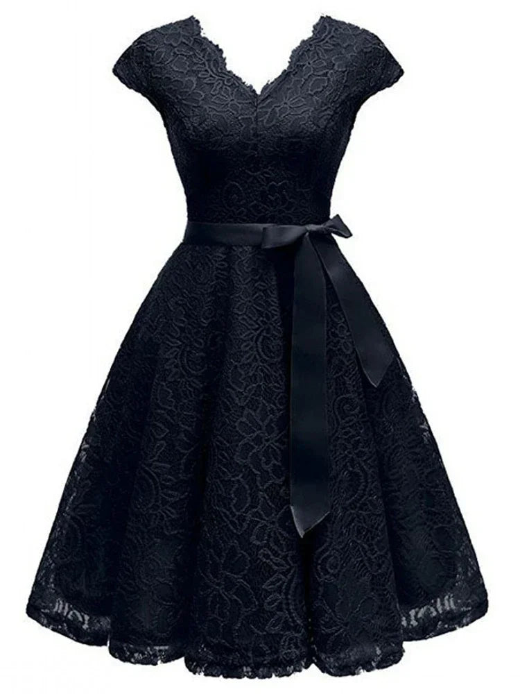 Robe année 50 dentelle noir