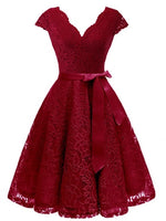 Robe année 50 dentelle rouge - Vignette | StyleVintage™