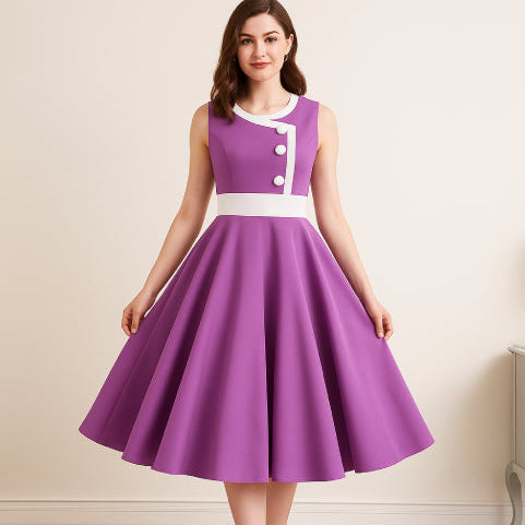 Robe de cérémonie vintage violet fond blanc