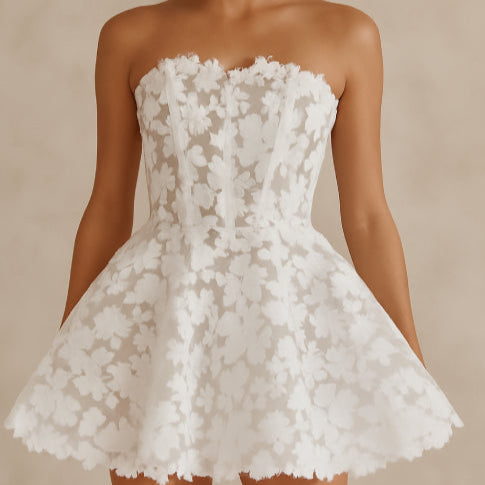 Robe de mariage courte vintage en dentelle devant