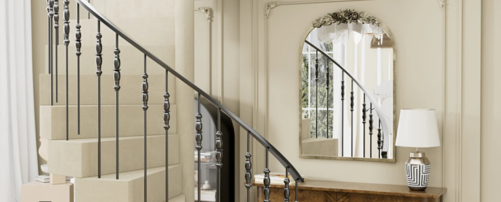 miroir industriel vintage escalier