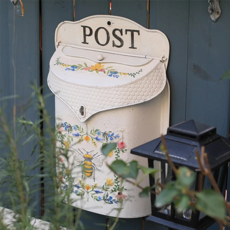 Boite aux lettres vintage