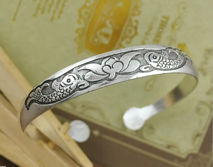 Bracelet manchette tibétain vintage  motif poisson 