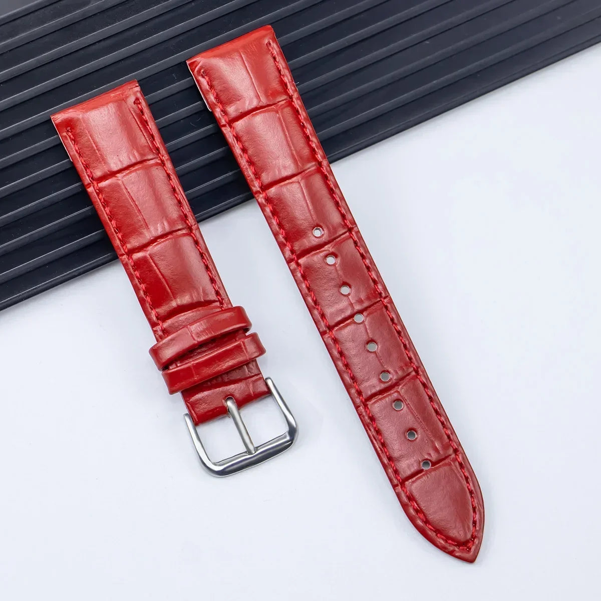 Bracelet montre vintage rouge