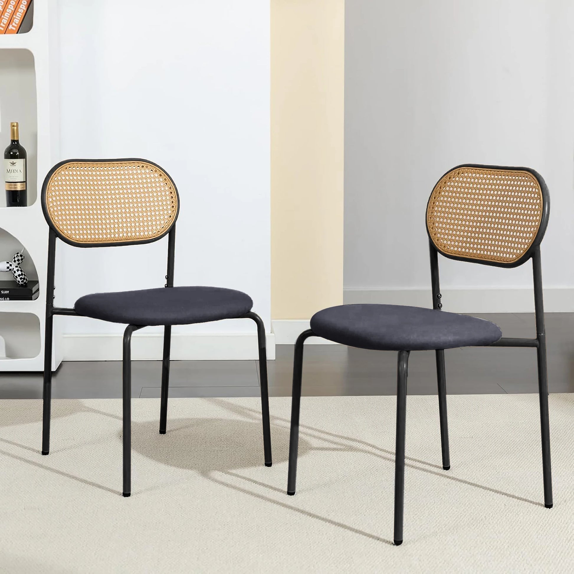 Chaise rétro rotin noir