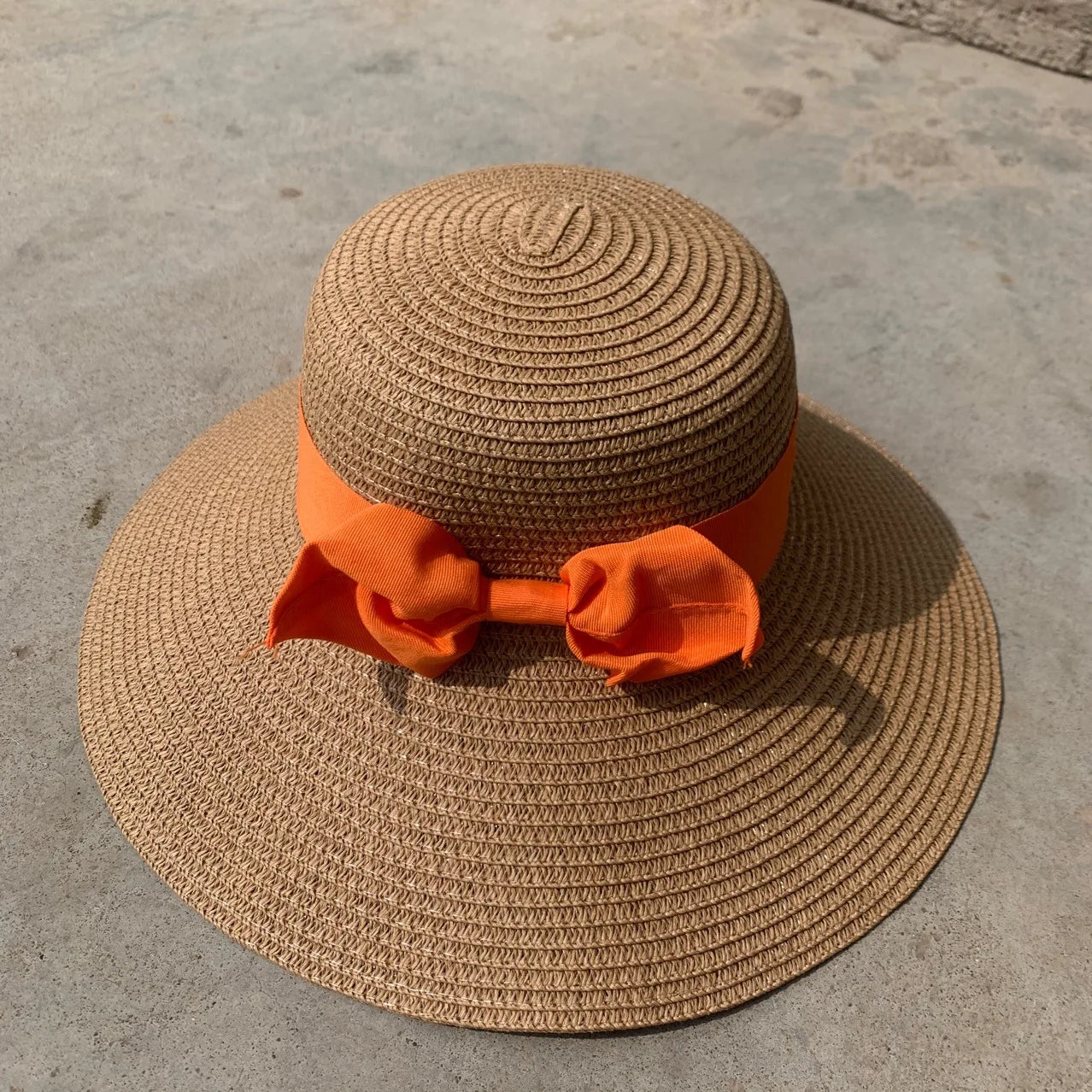 Chapeau femme vintage d'été paille