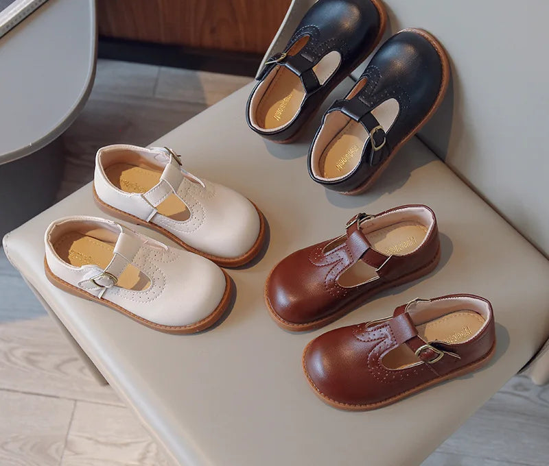 Chaussures enfant vintage