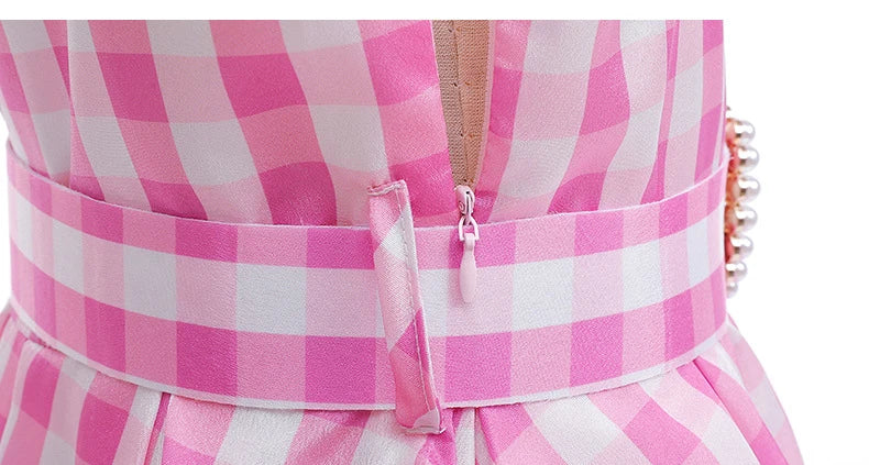 Costume fille Barbie vintage rose details