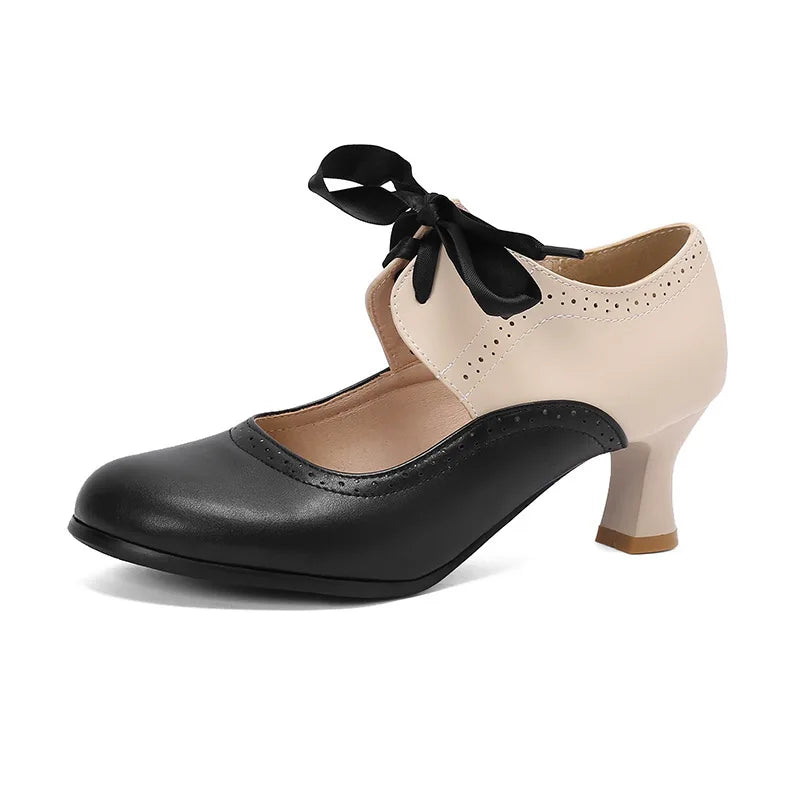 Escarpins vintage femme fond blanc