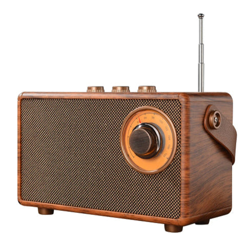 Haut parleur radio vintage fond blanc 