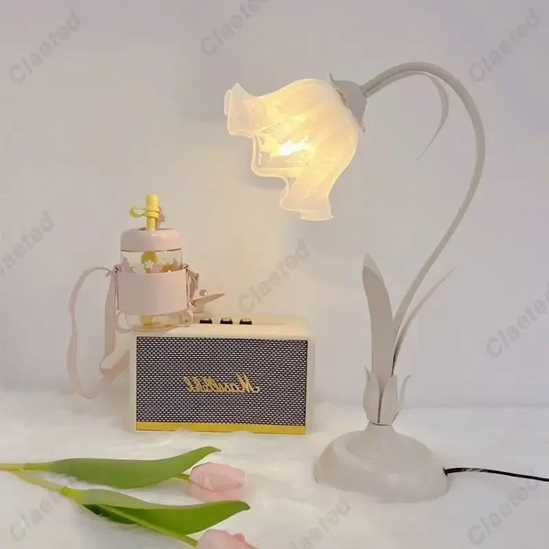 Lampe à poser vintage blanc