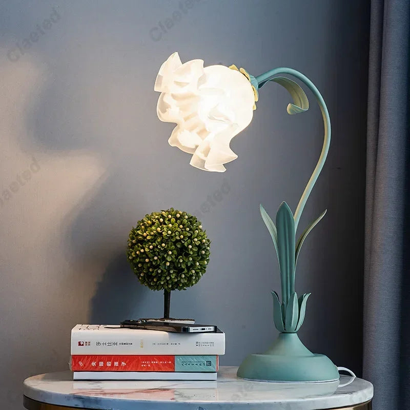 Lampe à poser vintage mur