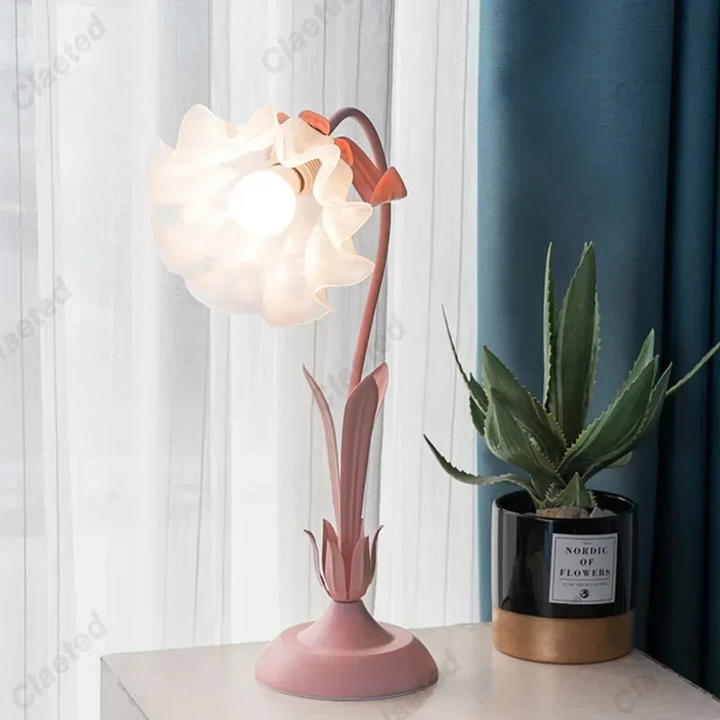 Lampe à poser vintage rose