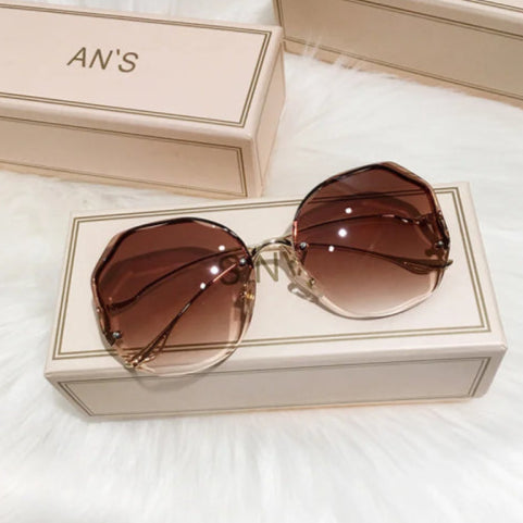 Lunette de soleil vintage femme boite