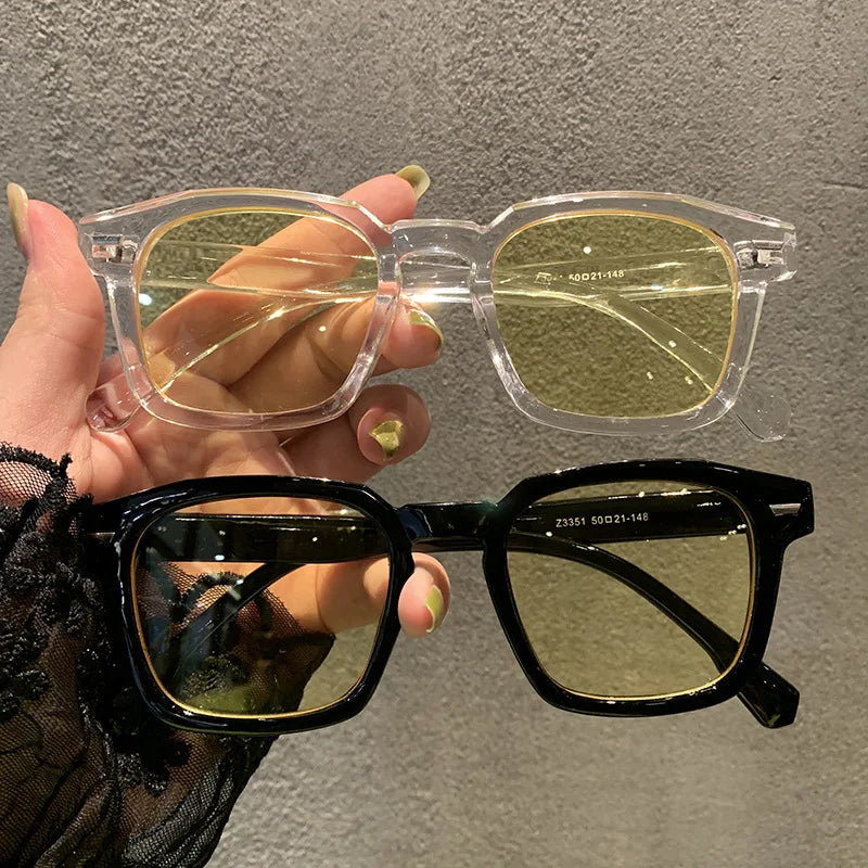 Lunette de soleil vintage noir transparent