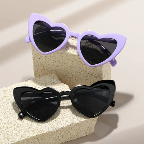 Lunettes vintage en coeur mauve noir 