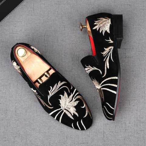 Mocassin homme vintage brodés noir doré pair