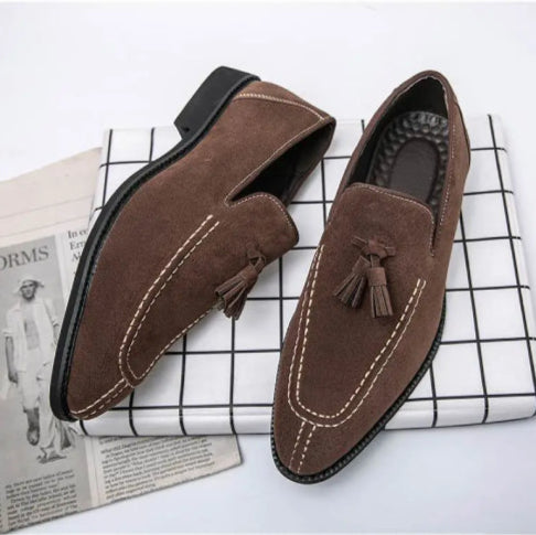 Mocassin vintage homme en daim fond gris pair