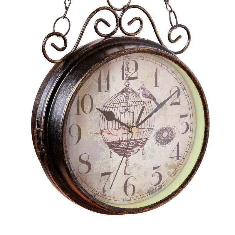 Pendule mural vintage face