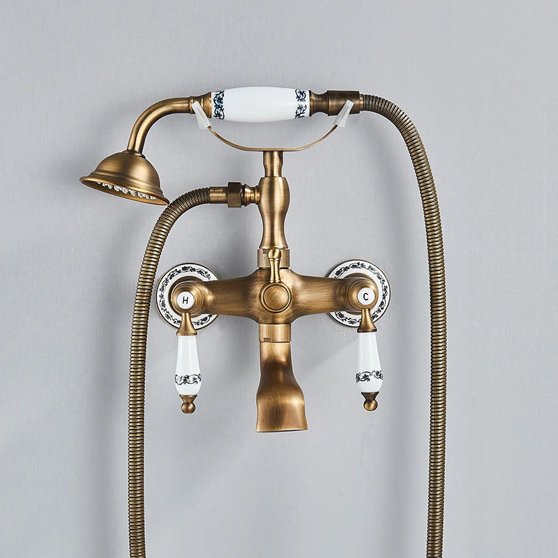 Robinet salle de bain vintage