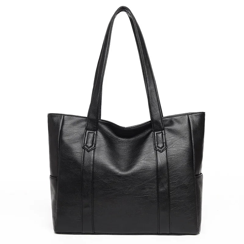 Sac cuir vintage fond blanc