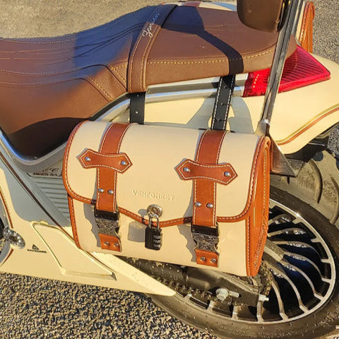  Sacoche moto beige cadenas