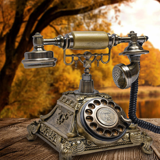 Téléphone vintage doré